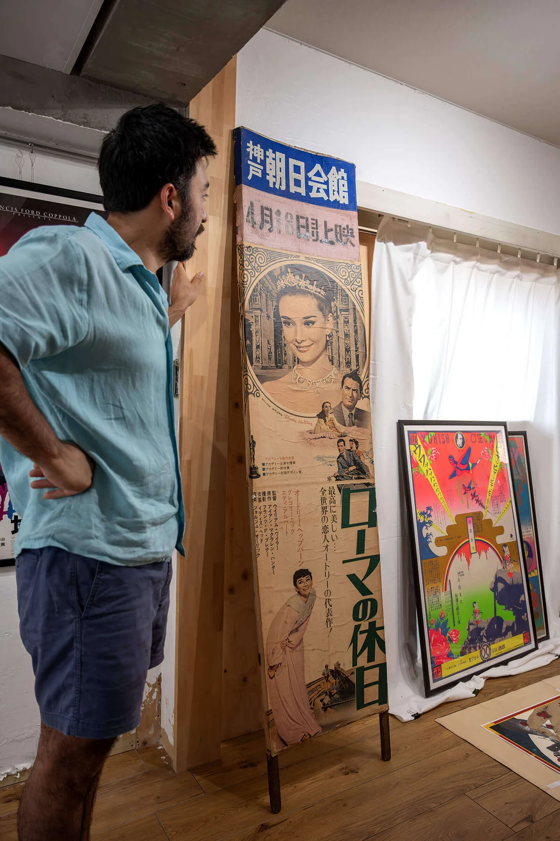 Max presents an original Japanese re-release poster for “Roman Holiday” (1970), a very rare STB Tatekan format (51 × 145 cm)