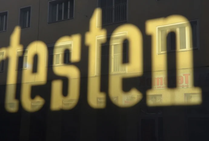 A (virtuell) walk to Vienna’s gilded Signs